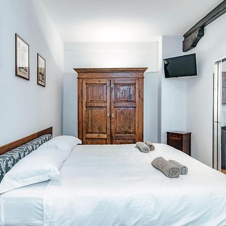 Suite Lo Storico - The House Of Travelers Côme Extérieur photo