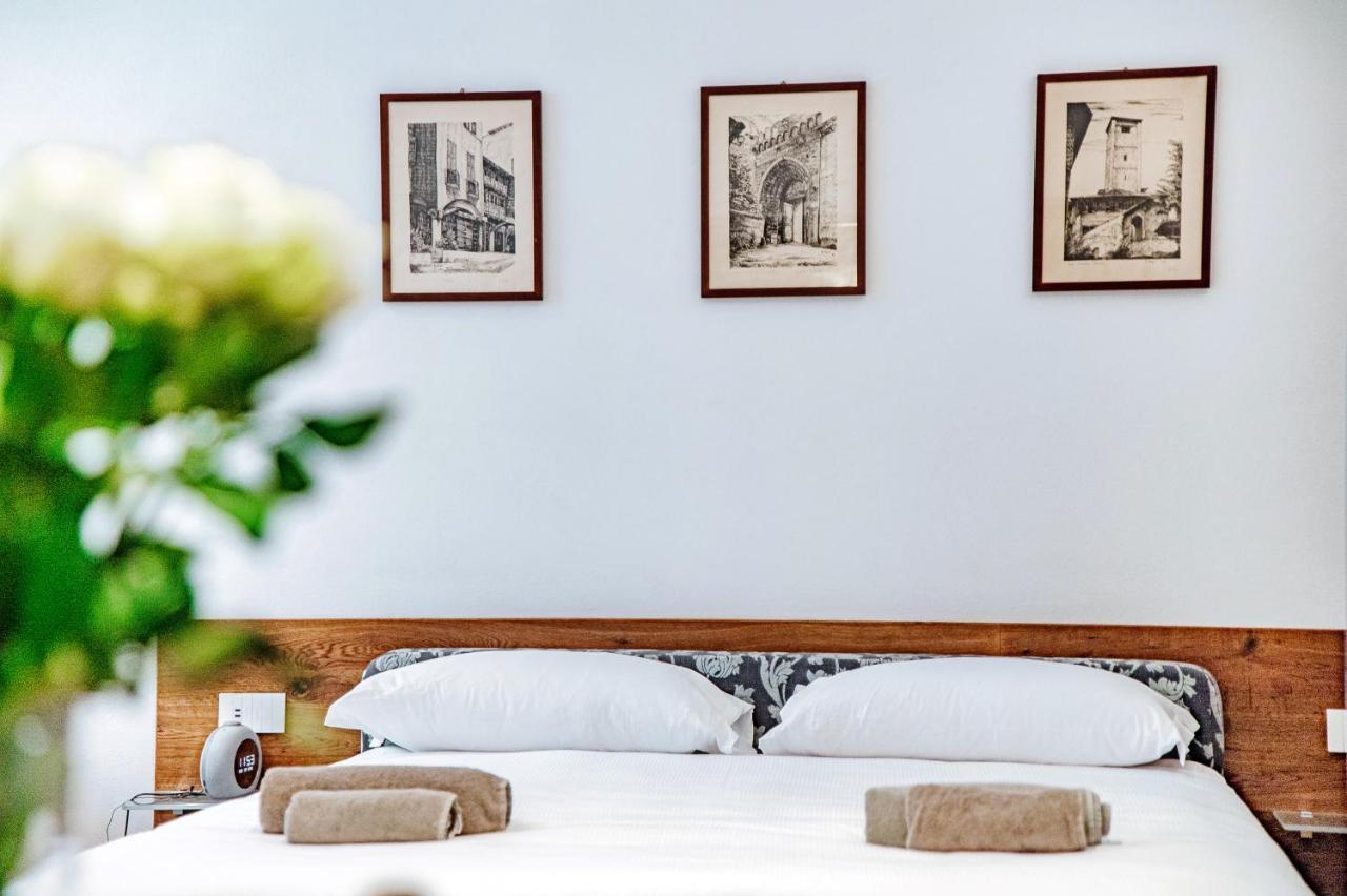 Suite Lo Storico - The House Of Travelers Côme Extérieur photo