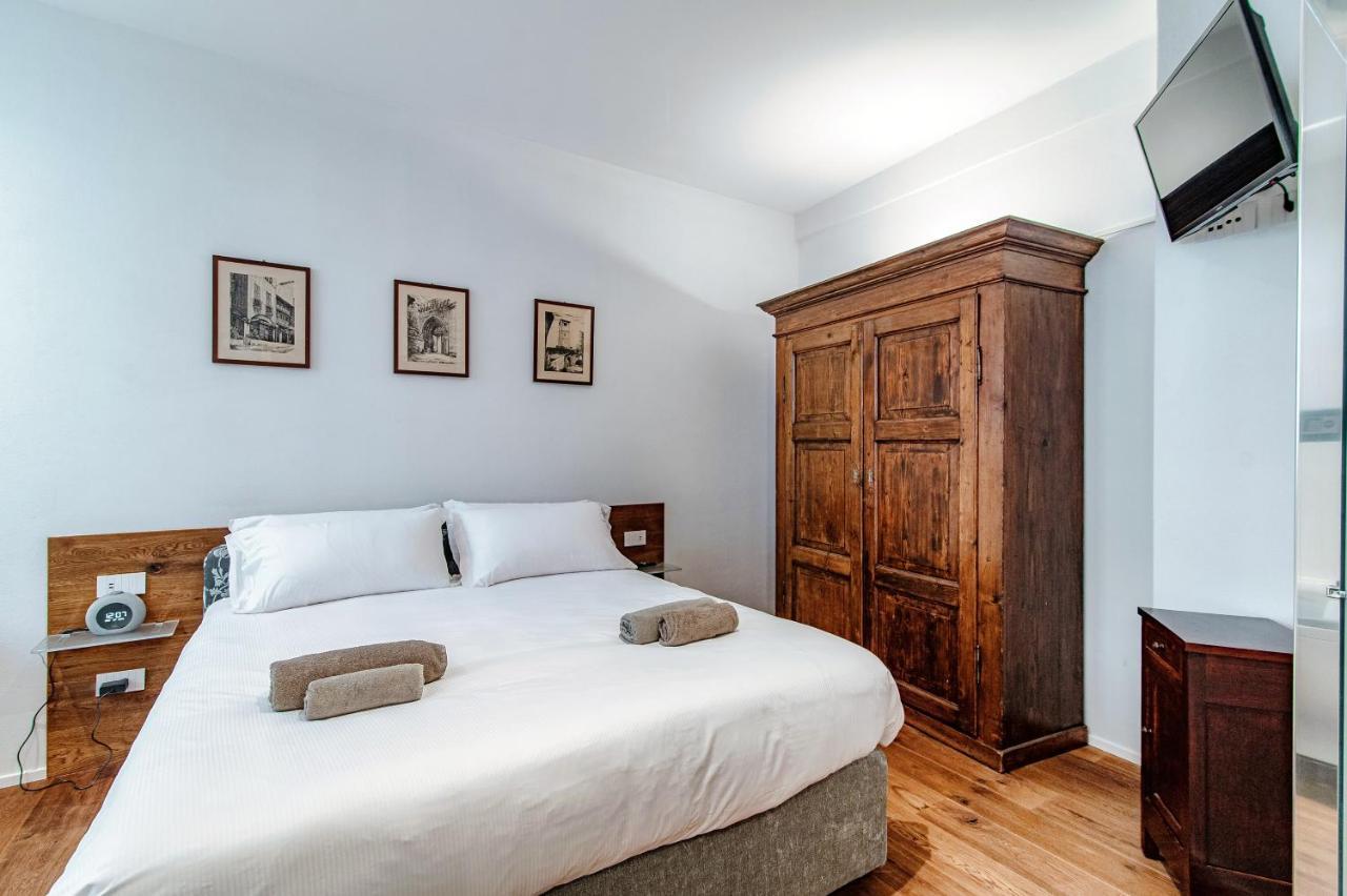 Suite Lo Storico - The House Of Travelers Côme Extérieur photo